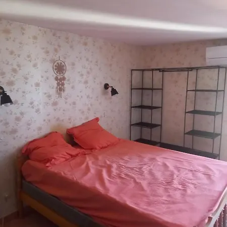 Maison *